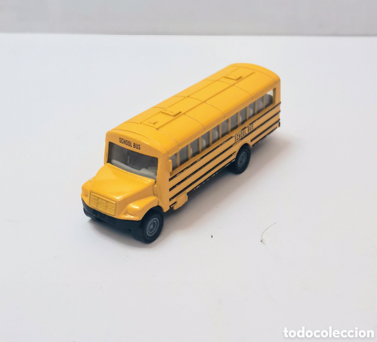 Coches a escala: SCHOOL BUS - SIKU -1/80 @prox - Foto 1