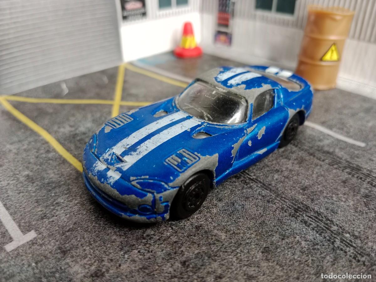 Coches a escala: Dodge Viper Maisto 1/60 - Foto 1