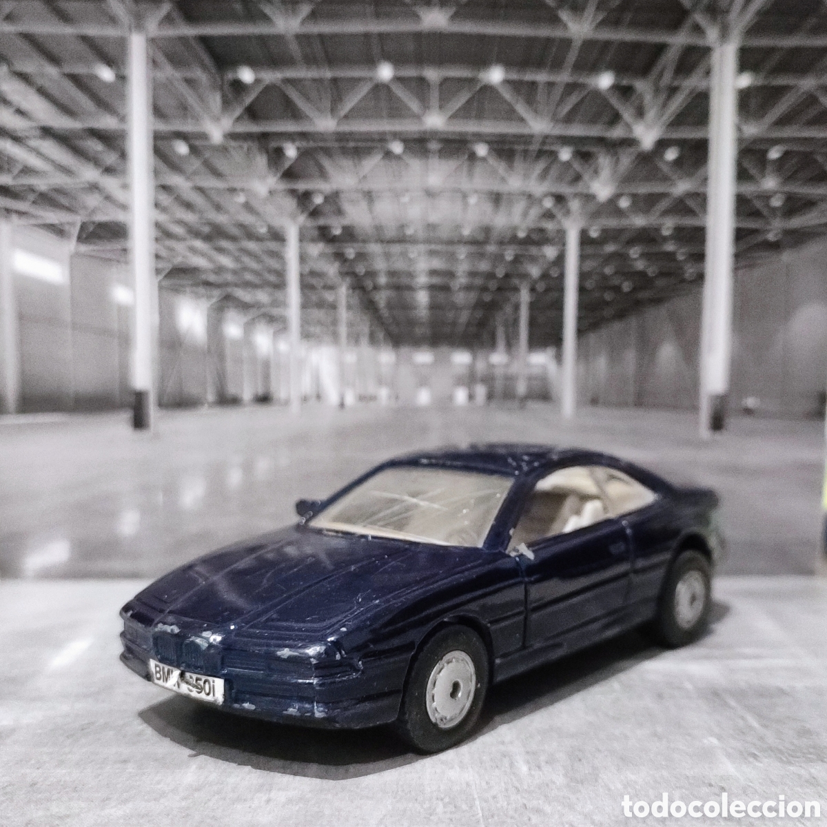 Coches a escala: Maisto - BMW 850