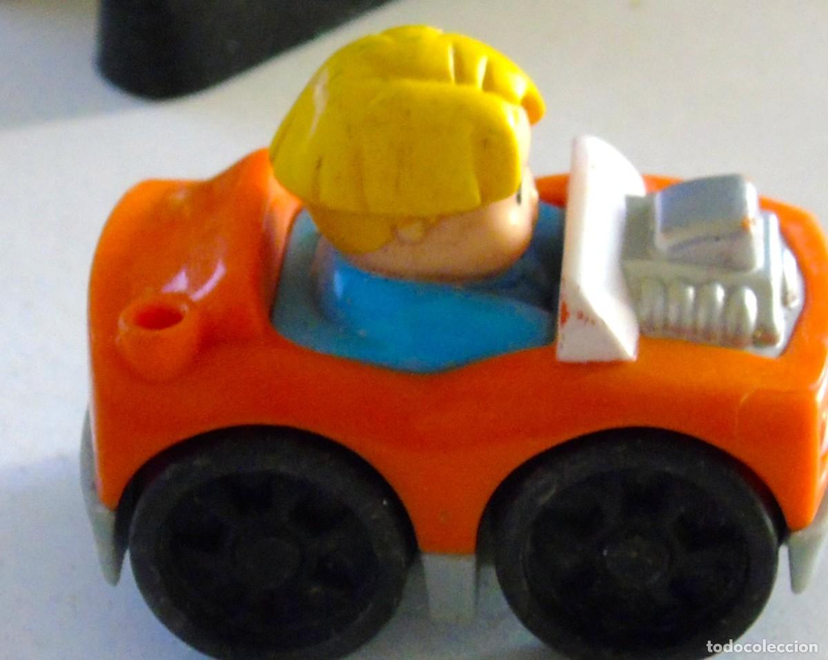 Carros em escala: COCHE LITTLE PEOPLE