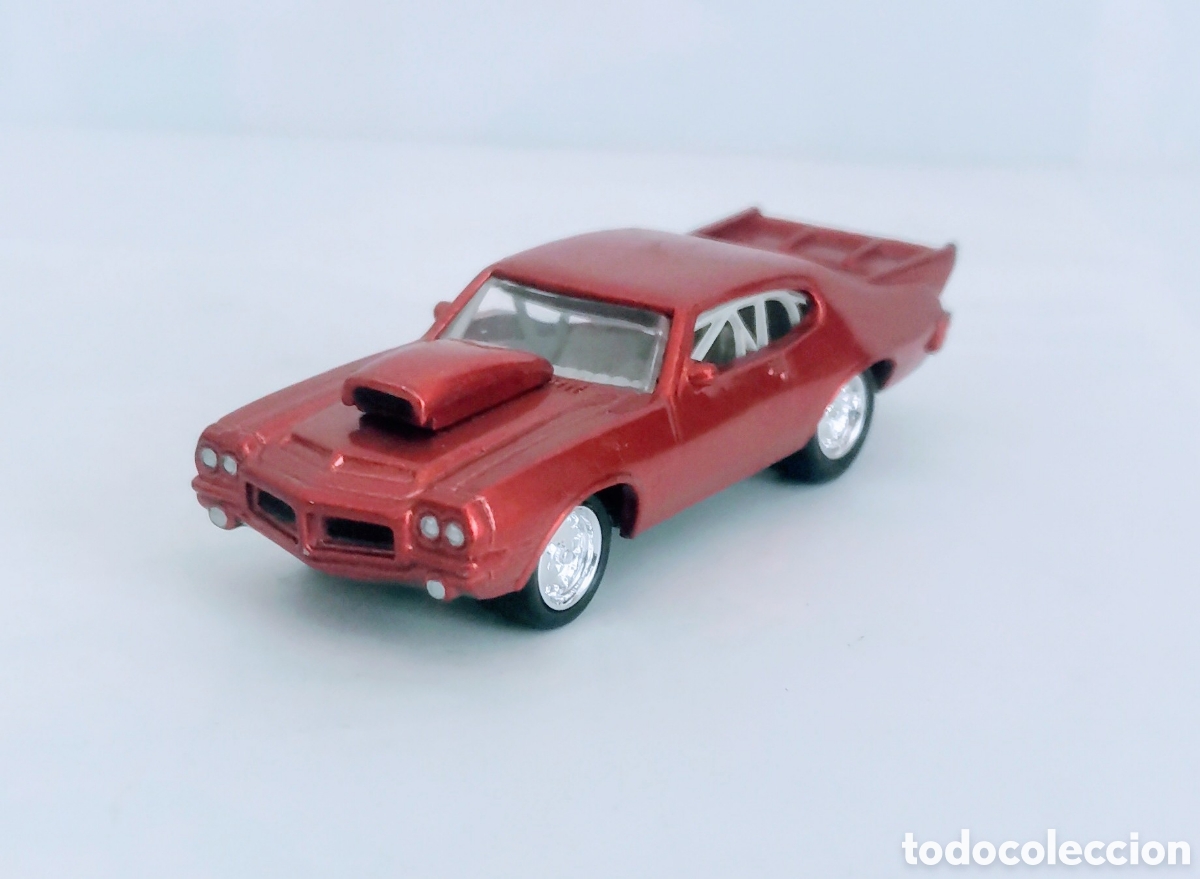 Coches a escala: PLAYING MANTIS/ JOHNNY LIGHTNING/ 1:64 APROX - Foto 1