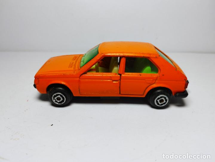 Coches a escala: TALBOT SIMCA HORIZON NARANJA DE GUISVAL CAMPEON 1,64