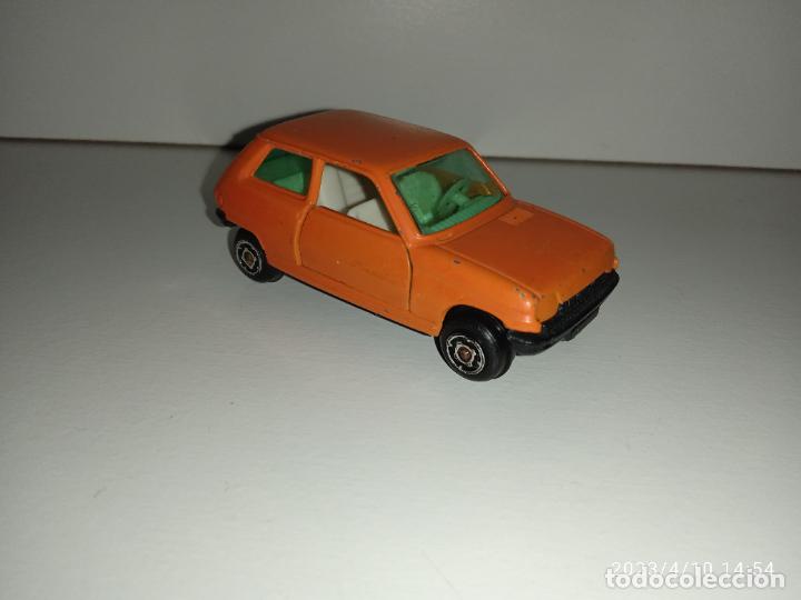 GUISVAL RENAULT 6 EUR 23,00 - FR