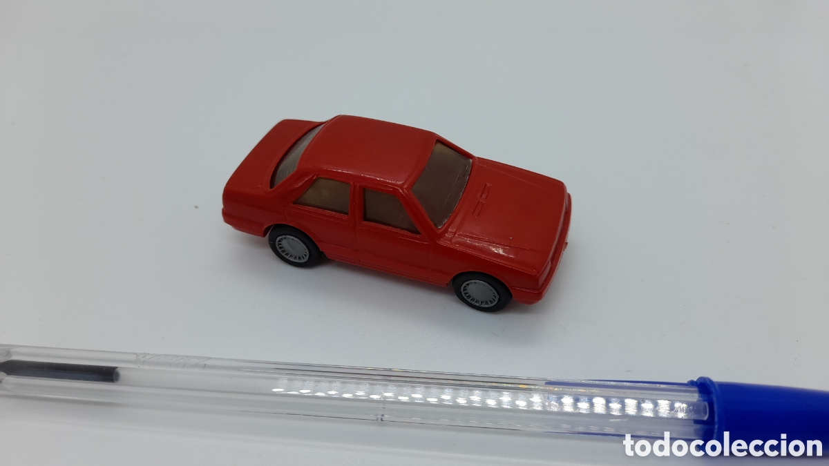 Coches a escala: ANTIGUO COCHE FORD ORION, DE TRANSPLASTIC. - Foto 1