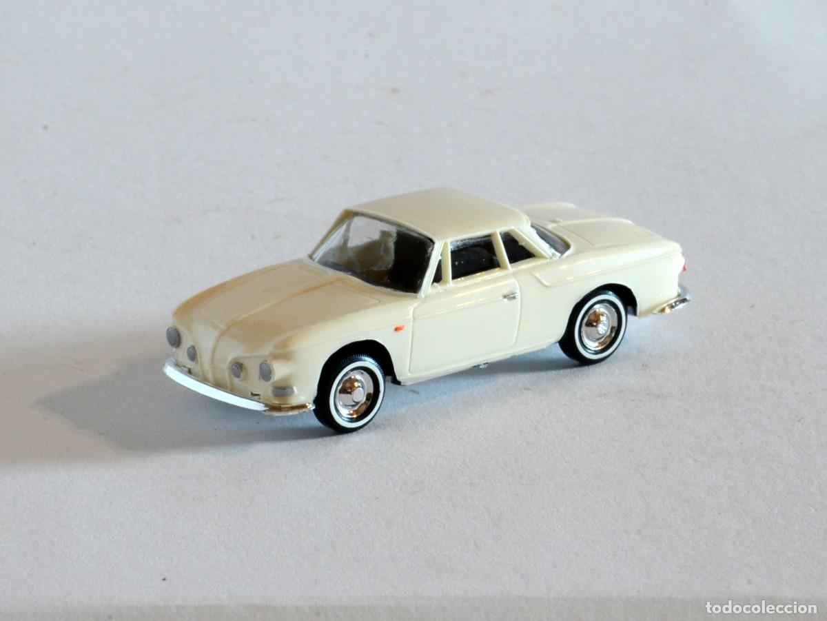 Coches a escala: Busch Escala 1:87 H0 Volkswagen Karmann Ghia 1600 Coup&eacute;, Impecable con Caja