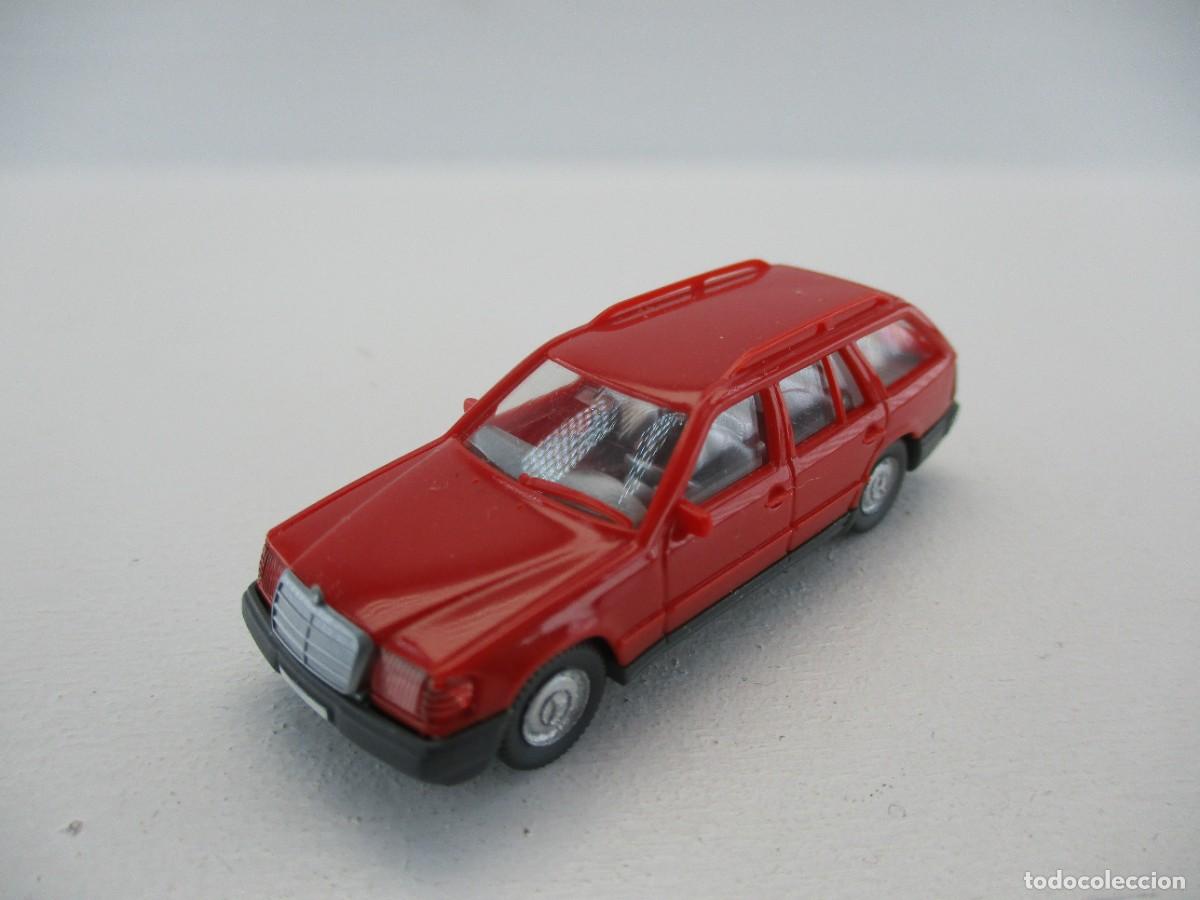 Auto in scala: COCHE ESCALA 1:87 REF B&Ntilde;