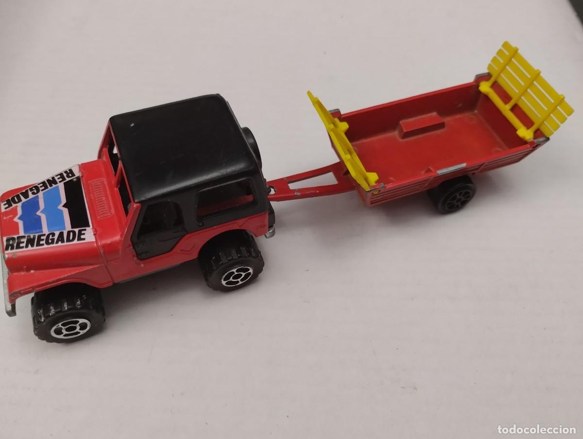 Coches a escala: 4x4 Jeep Majorette con remolque - Foto 1