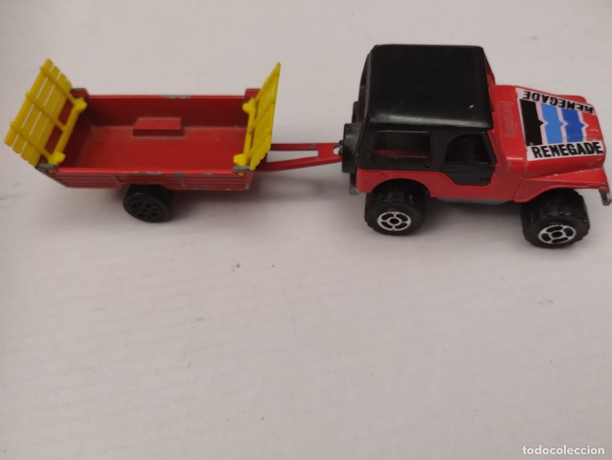 Coches a escala: 4x4 Jeep Majorette con remolque - Foto 2