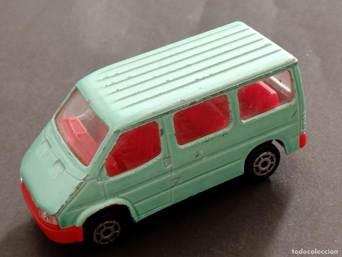 Coches a escala: Ford Transit de Majorette - Foto 1
