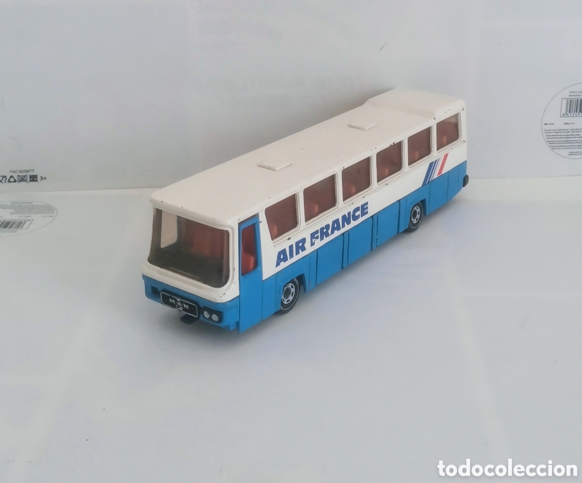 Coches a escala: MAN REISEBUS - SIKU - 1/50 APROX - Foto 1