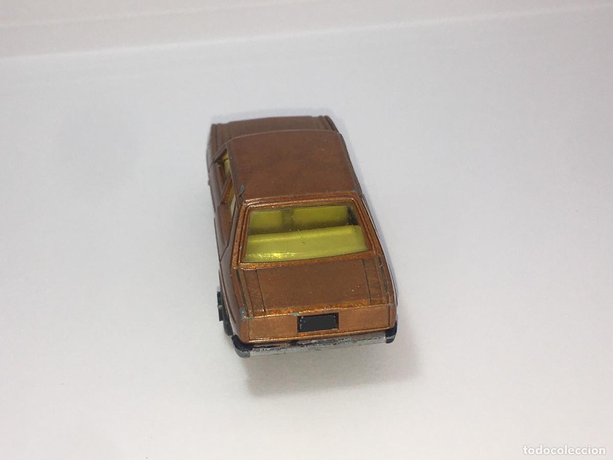 Coches a escala: SEAT 131 DE GUISVAL 1/64 - Foto 3
