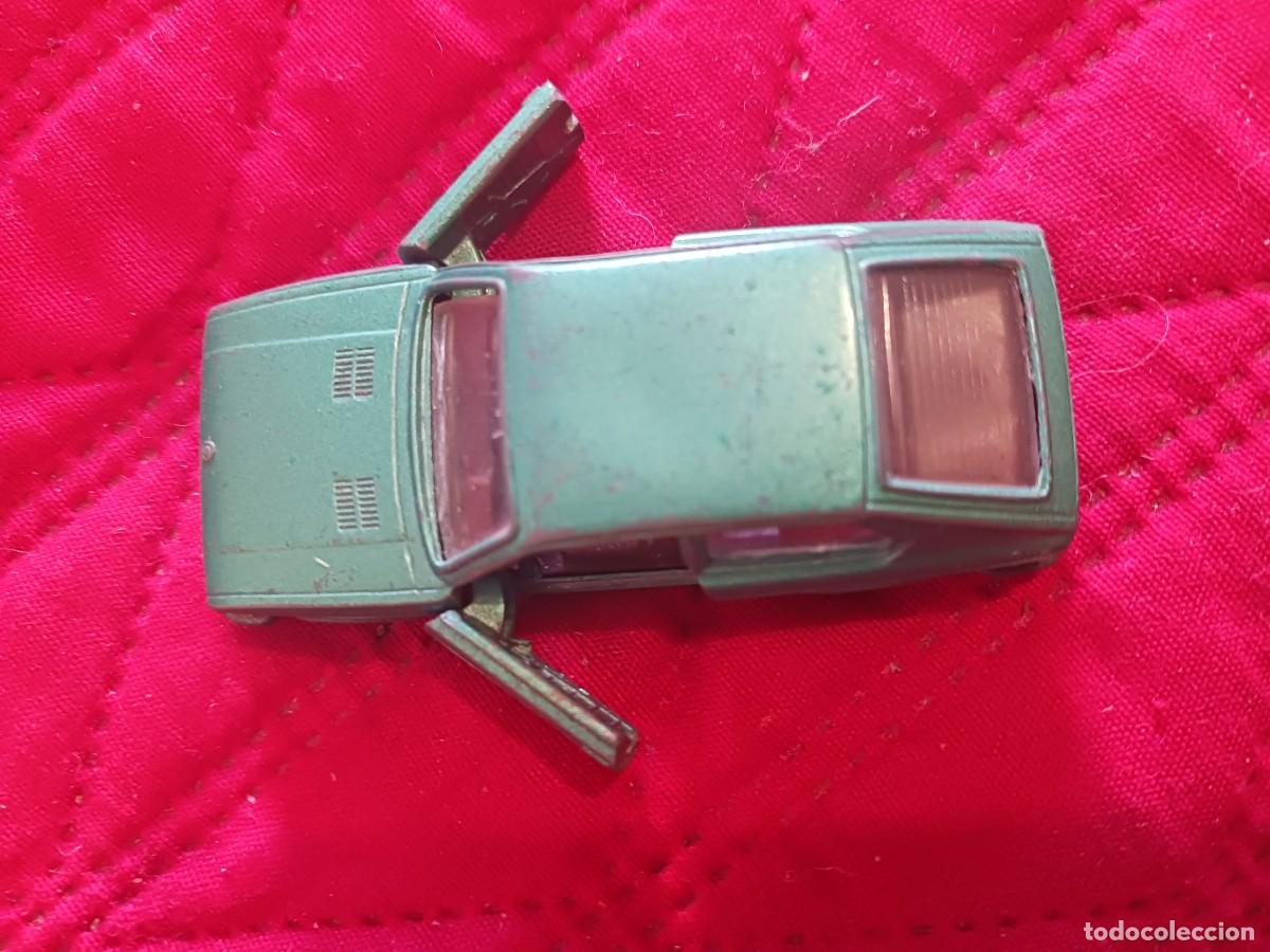 Coches a escala: SEAT 128 3P REF 151-MIRA - Foto 3