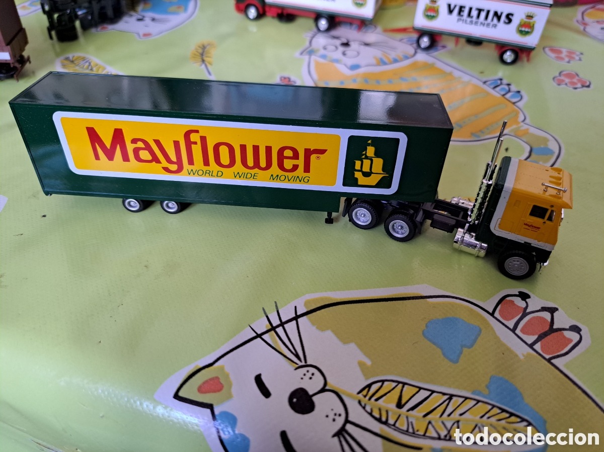 Coches a escala: HERPA 1/87 Mayflower - Foto 3