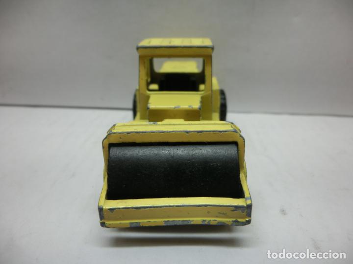 Coches a escala: APISONADORA - MAJORETTE - 1/64 APROX - Foto 2