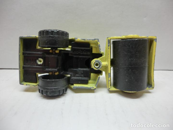 Coches a escala: APISONADORA - MAJORETTE - 1/64 APROX - Foto 6