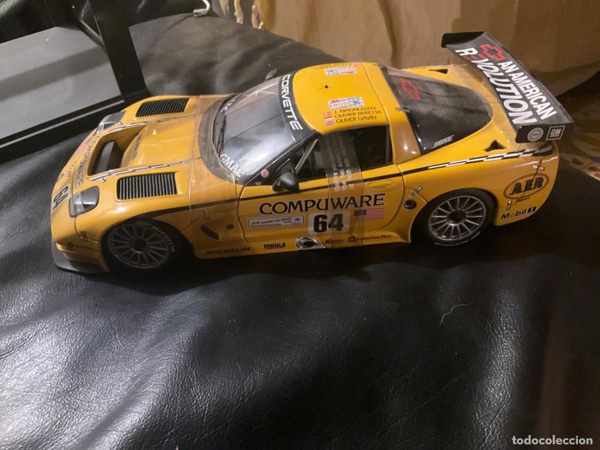 Model Cars: Corvette C5 R 2004 autoart escala 1/18