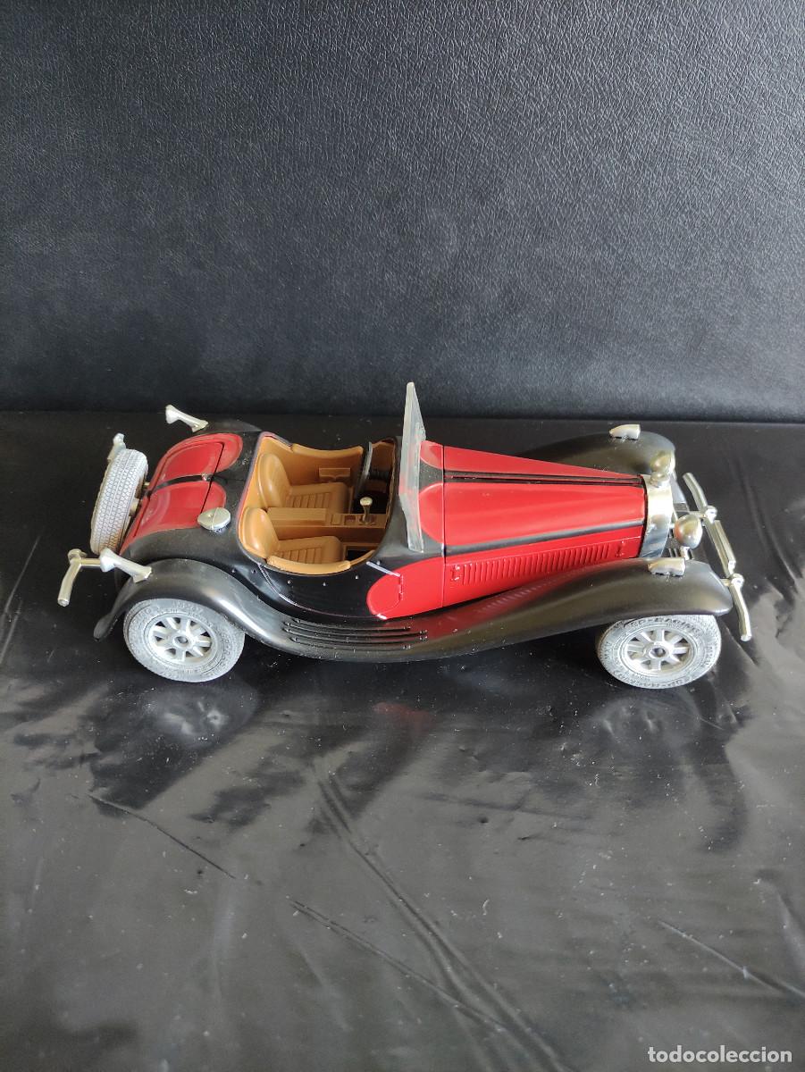 Coches a escala: COCHE A ESCALA BUGATTI 55 DE MAJORETTE - Foto 4