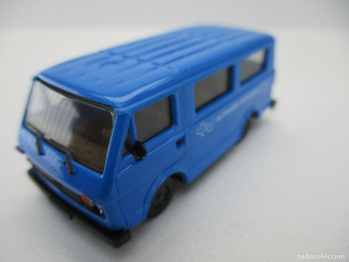 Coches a escala: COCHE ESCALA 1:87 REF B14 - Foto 1