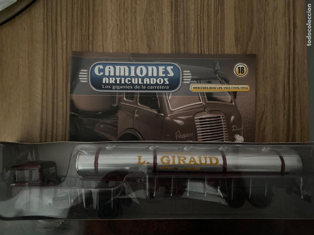 Coches a escala: CAMIONES ARTICULADOS MERCEDES BENZ LPS GIRAUD FASC&Iacute;CULO 18