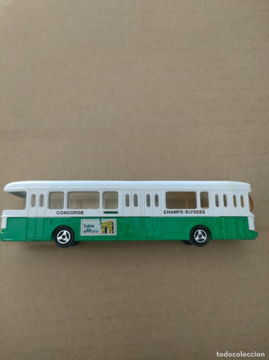 Coches a escala: AUTOBUS MAJORETTE