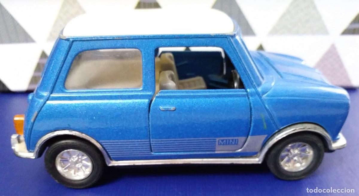 Coches a escala: COCHE MINI DE COLOR AZUL - Foto 2