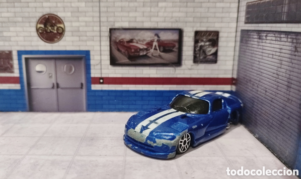 Coches a escala: MAISTO - Dodge Viper GTS
