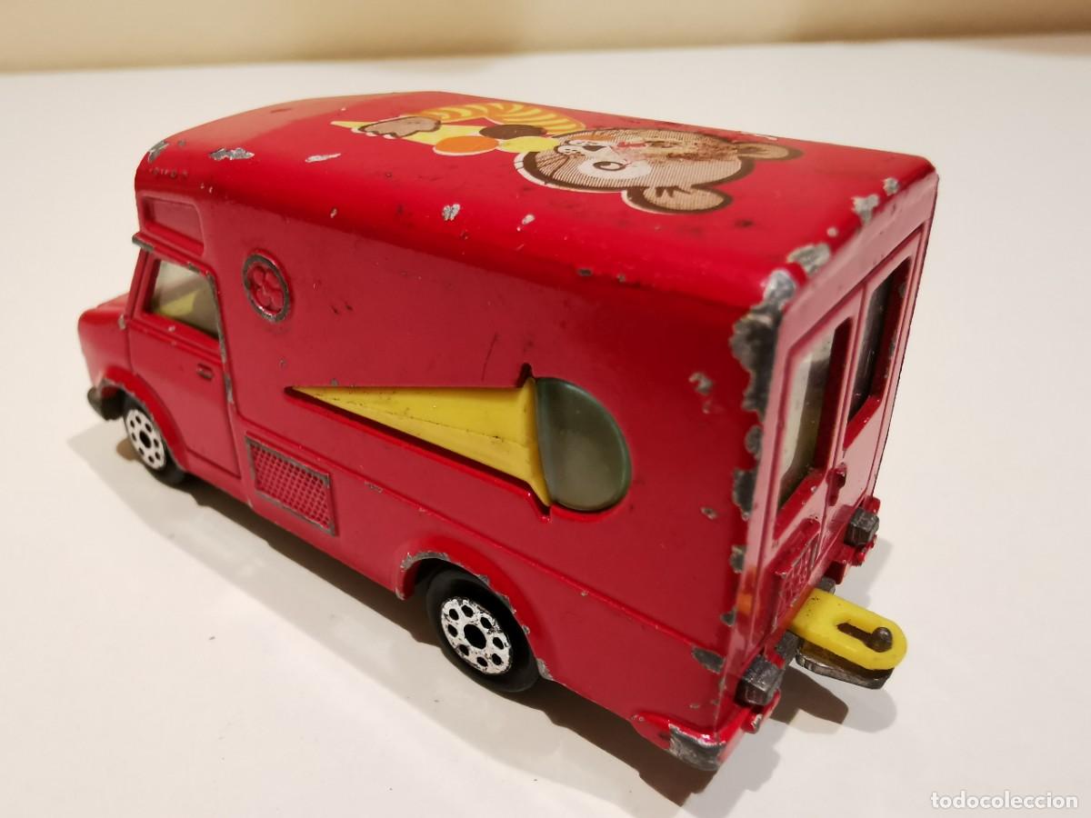Coches a escala: Fourgon Majorette 1/64 - Foto 2