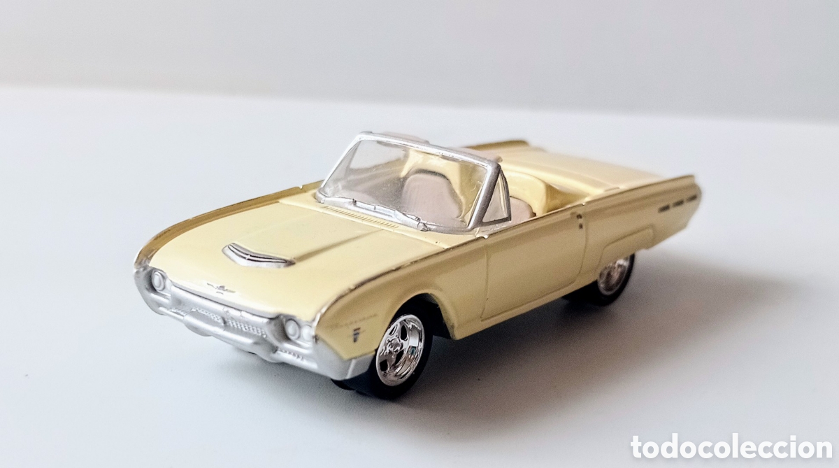 Coches a escala: FORD THUNDERBIRD SR / JOHNNY LIGHTNING/ 1:64 APROX/ - Foto 3