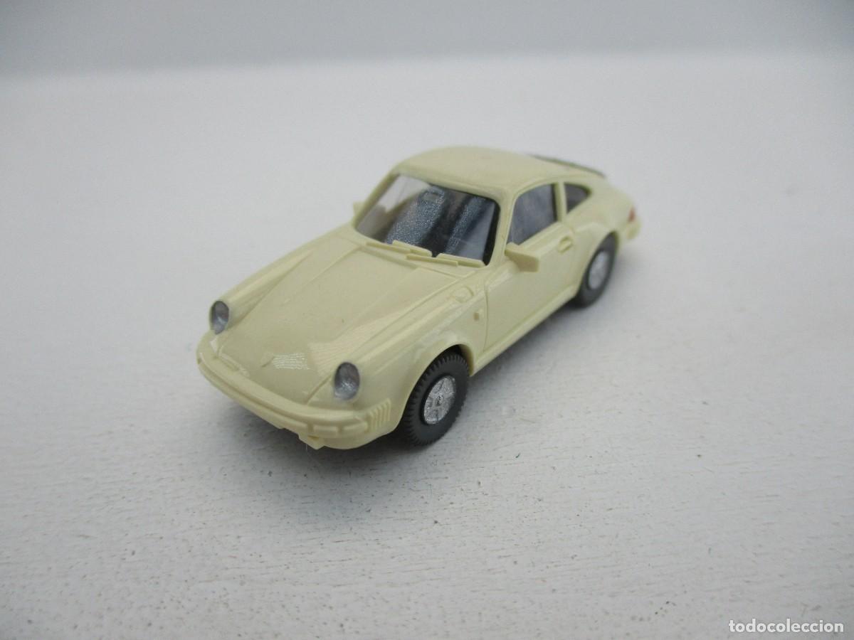 Coches a escala: COCHE ESCALA 1:87 REF C-5 - Foto 1