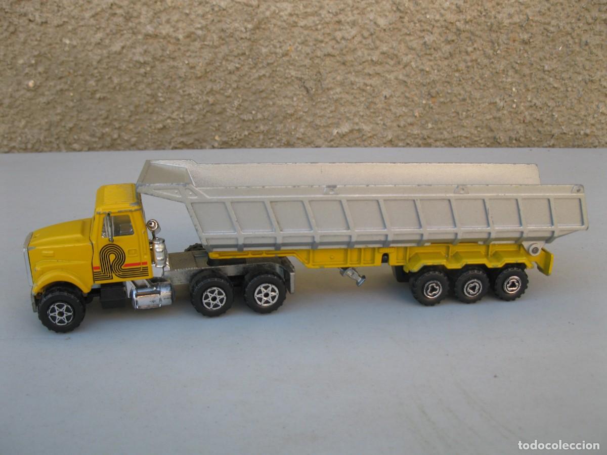 Coches a escala: ANTIGUO CAMI&Oacute;N DE LA MARCA MAJORETTE - MADE IN FRANCE - ESCALA 1/60.