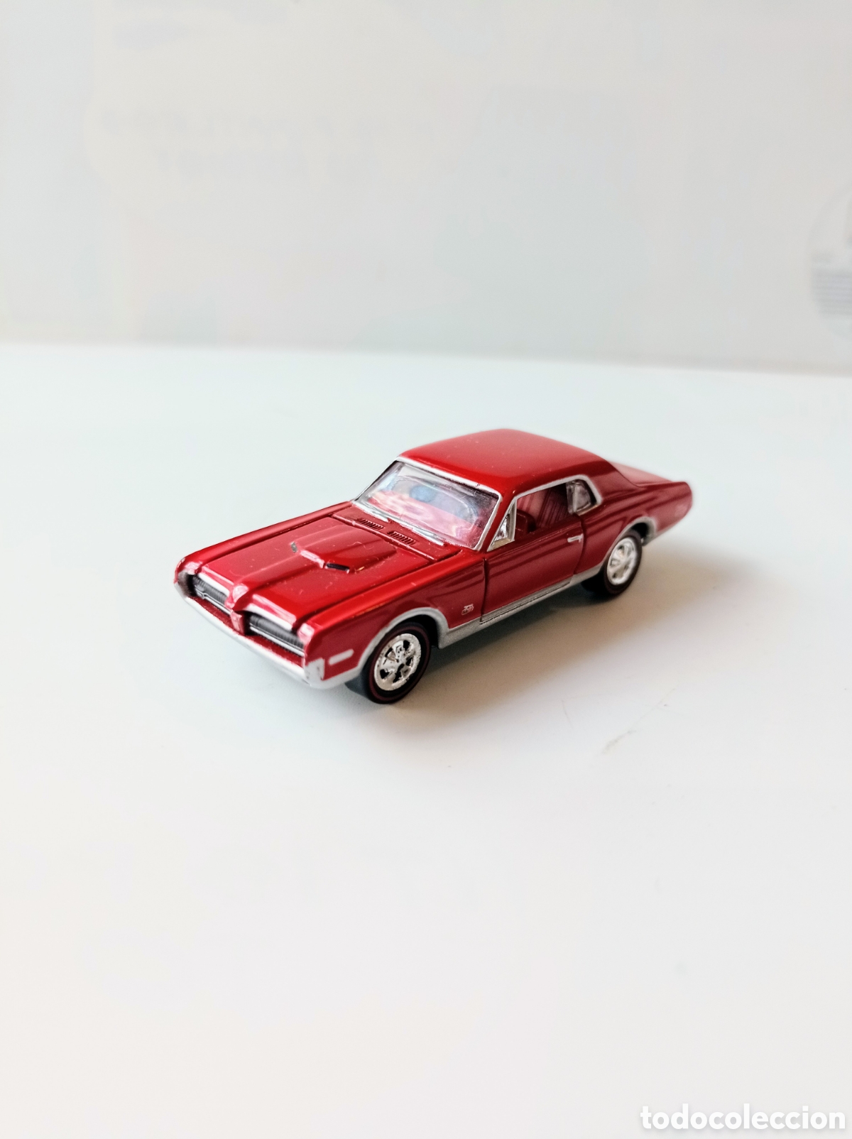 Coches a escala: MERCURY COUGAR GT-E 68 / JOHNNY LIGHTNING/ 1:64 APROX/ - Foto 2