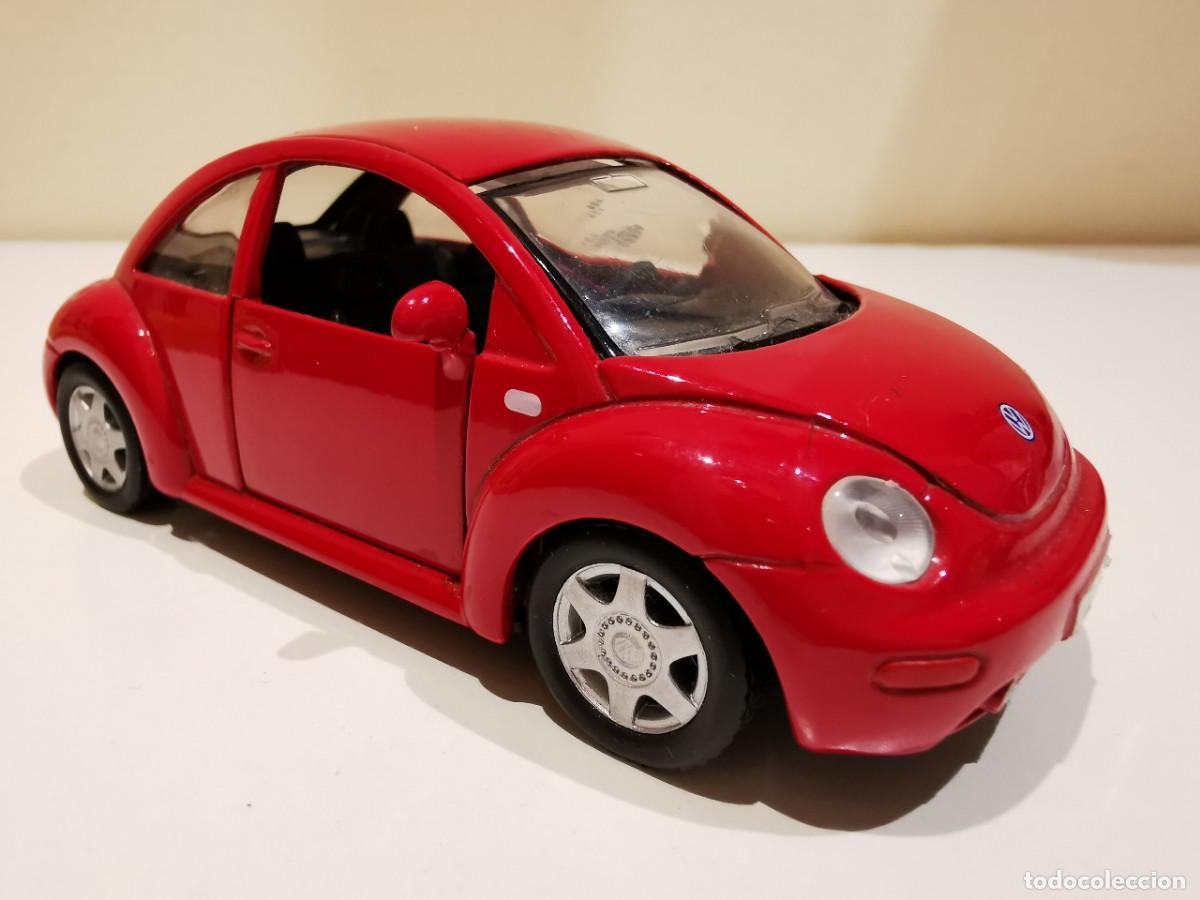 Coches a escala: VW Beetle Maisto 1/37 - Foto 1