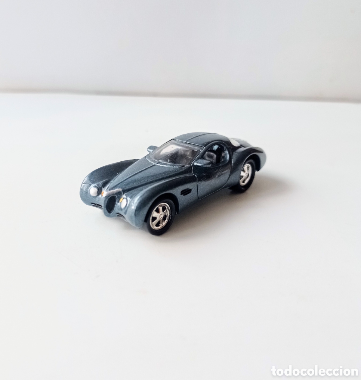 Coches a escala: CHRYSLER ATLANTIC/ JOHNNY LIGHTNING/ 1:64 APROX/ - Foto 3