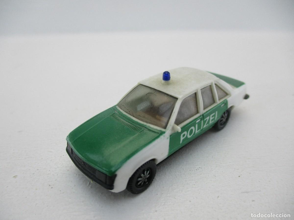 Coches a escala: COCHE ESCALA 1:87 REF B3 - Foto 1
