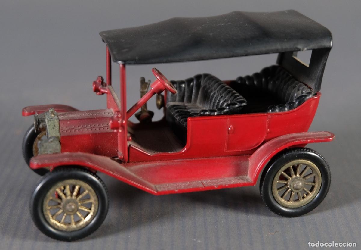 Modellautos: R&eacute;plica coche en metal y pl&aacute;stico Ford Model T 1911 - By Lesney