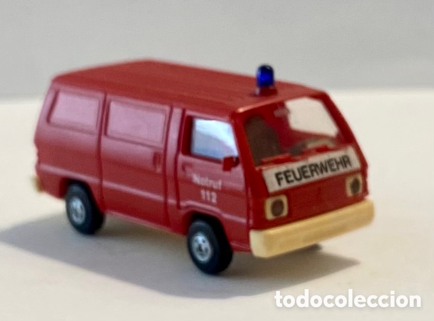 Coches a escala: RM Rietze Made in E.Germany Mitsubishi L-300 1/87