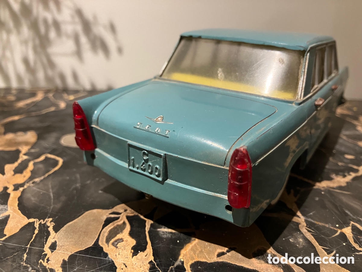 Coches a escala: Seat 1400 casa rico - Foto 3