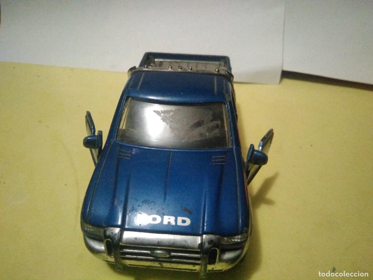 Coches a escala: Furgoneta FORD F 350 - Foto 5