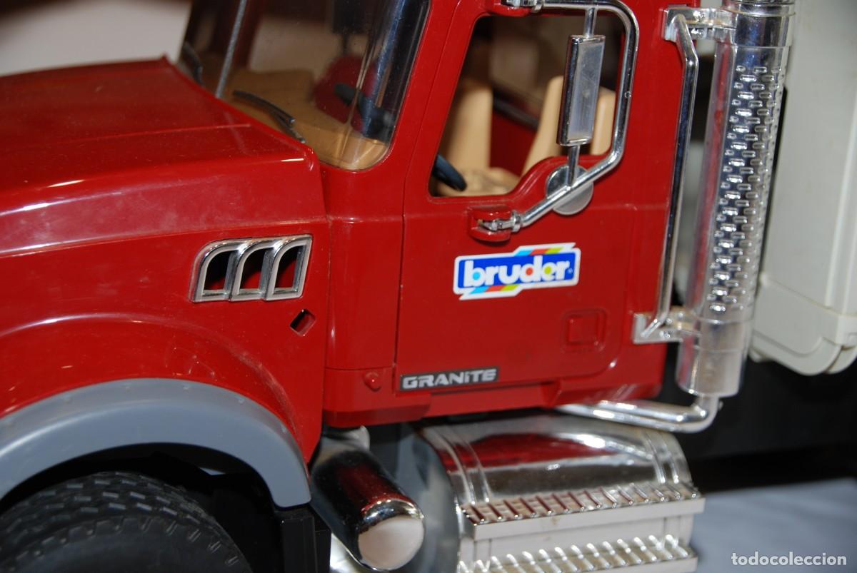 Coches a escala: camion Bruder de basura. - Foto 4