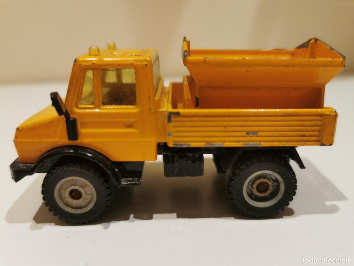 Coches a escala: Unimog Siku - Foto 3