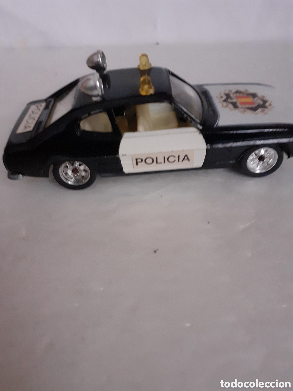 Coches a escala: GUISVAL FORD CAPRI POLICIA COMO.NUEVO - Foto 1
