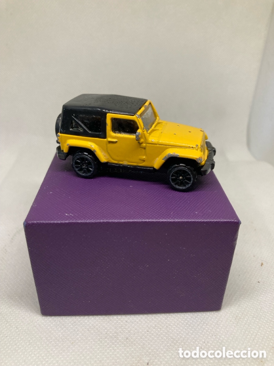 Coches a escala: COCHE MAJORETTE DE COLECCI&Oacute;N - Foto 2