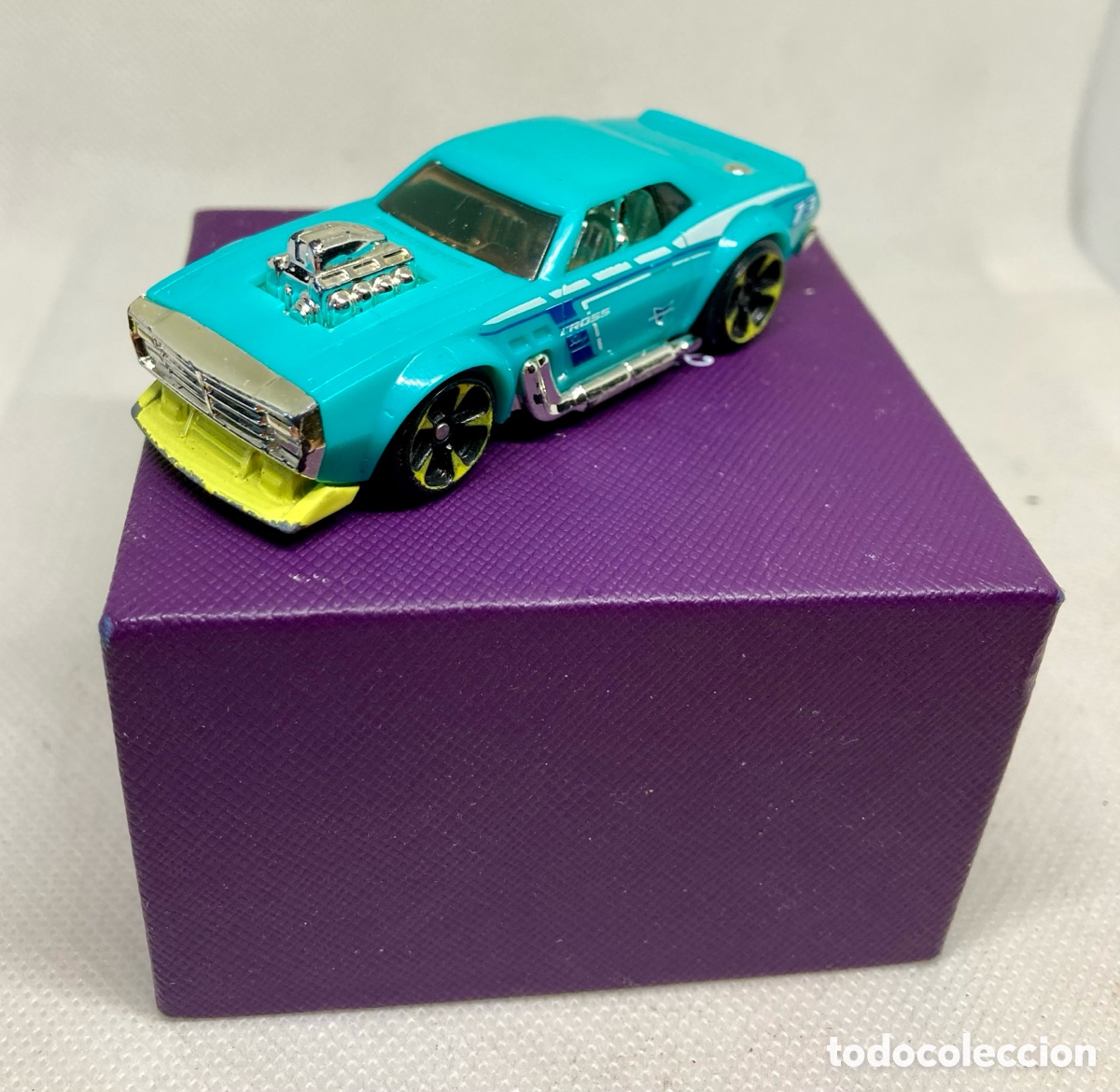 Coches a escala: COCHE DE ZURU COMO NUEVO - Foto 2