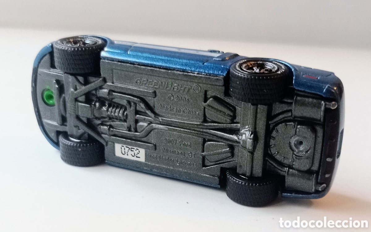 Coches a escala: 2007 FORD MUSTANG GT / GREENLIGHT/ 1/64 - Foto 9