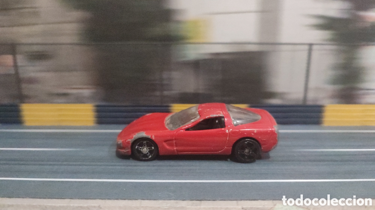 Coches a escala: MAISTO - Corvette 1997 - Foto 2