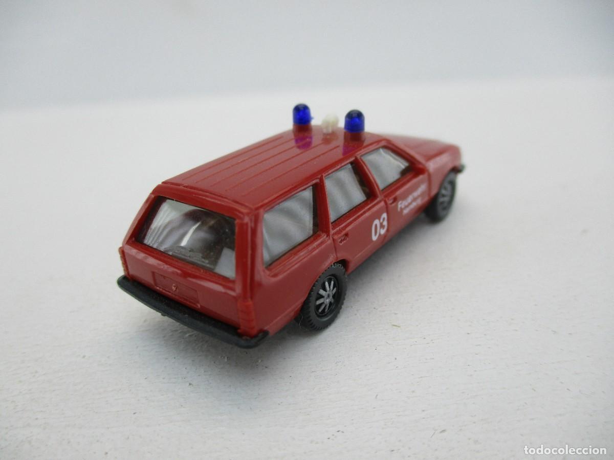 Coches a escala: COCHE ESCALA 1:87 REF B9 - Foto 3