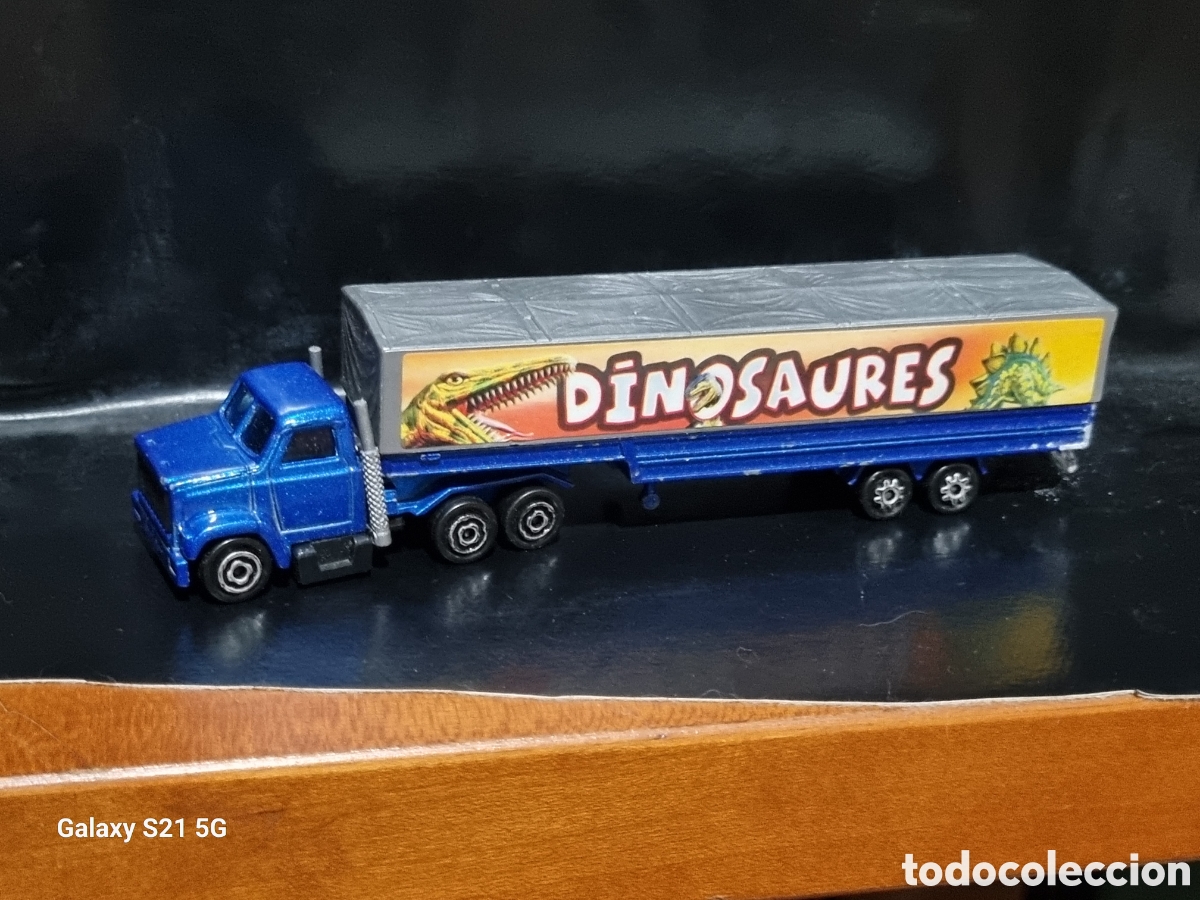 Coches a escala: CAMION MAJORETTE 16 CENT&Iacute;METROS - Foto 1
