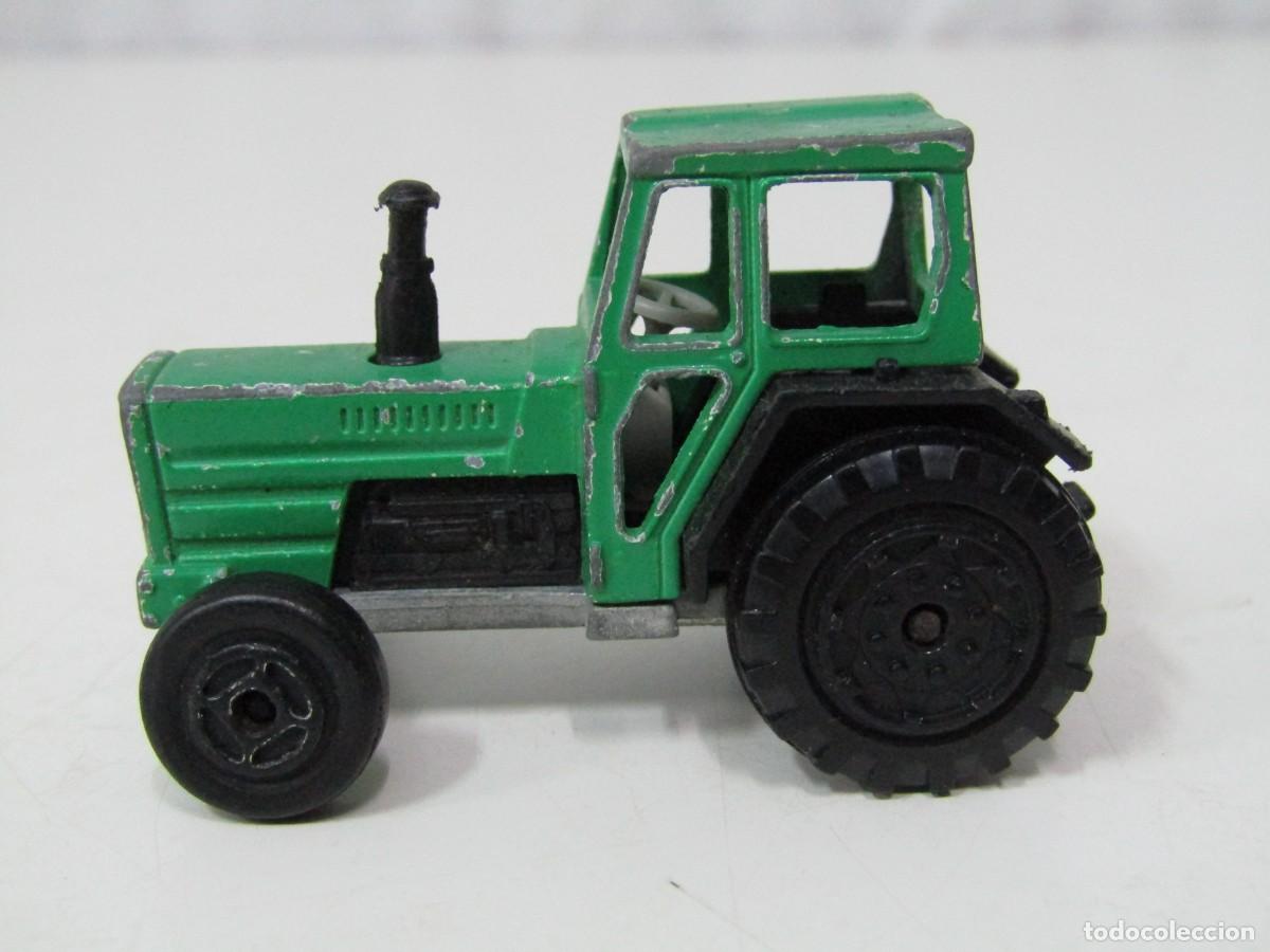 Coches a escala: TRACTOR VERDE MAJORETTE N&ordm; 208 1/65
