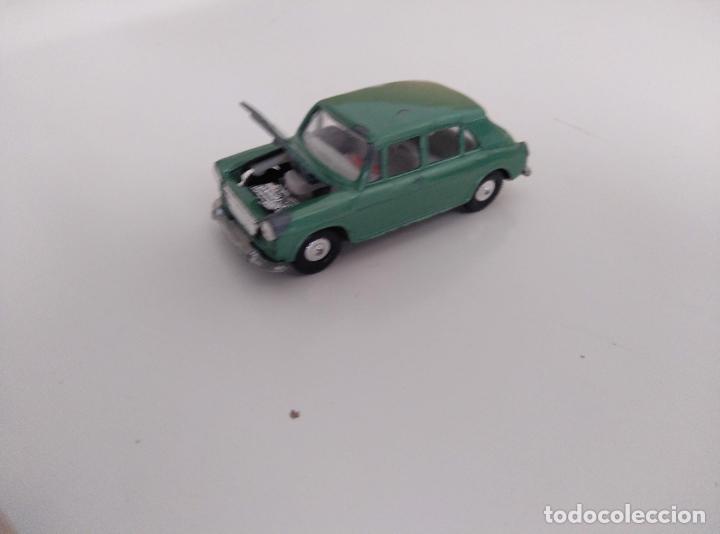 guisval morris 1100 verde - Buy Model cars at other scales on