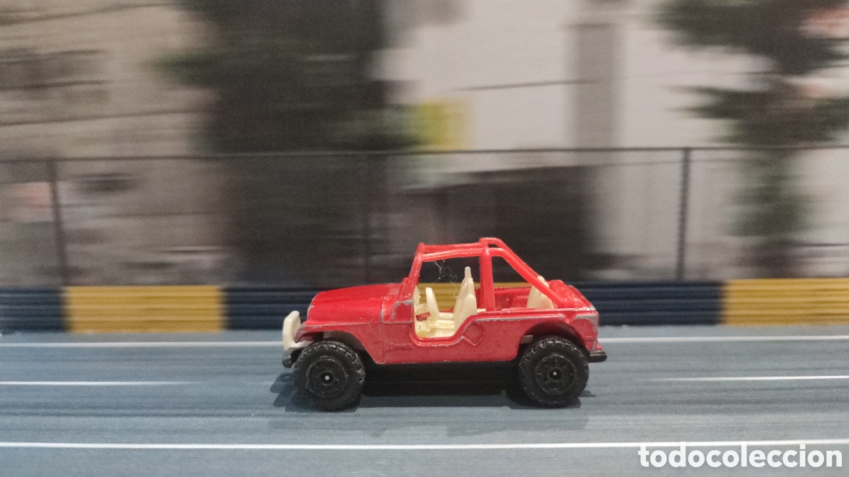Coches a escala: CORGI - Jeep - Foto 3